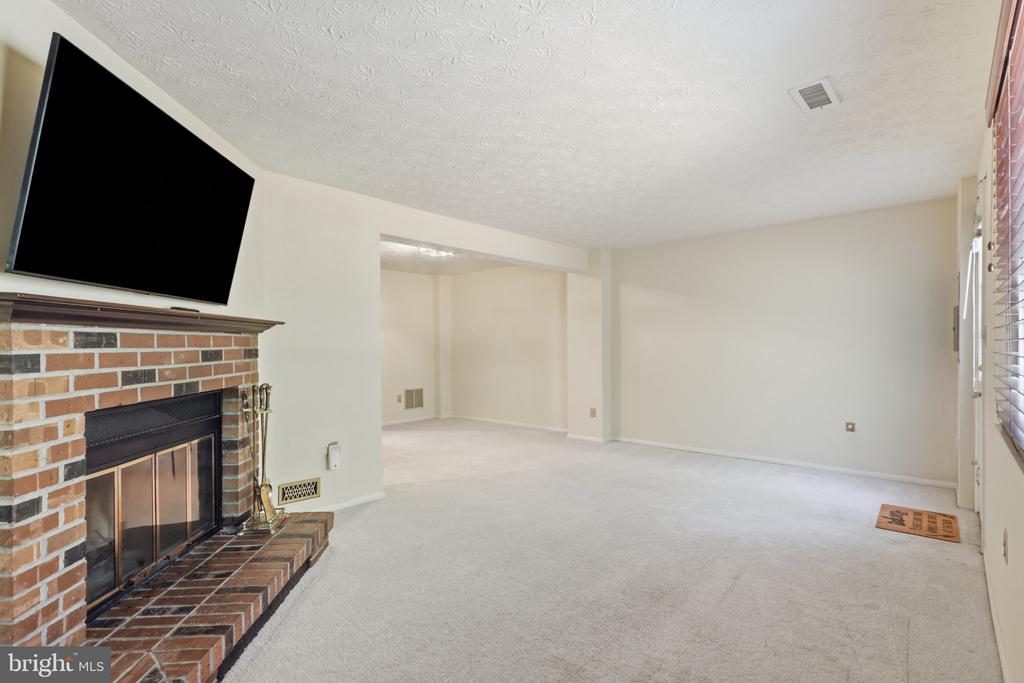 1610 BARNSTEAD DRIVE