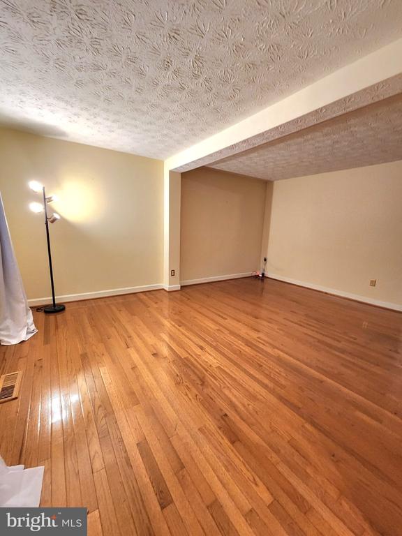 1610 BARNSTEAD DRIVE