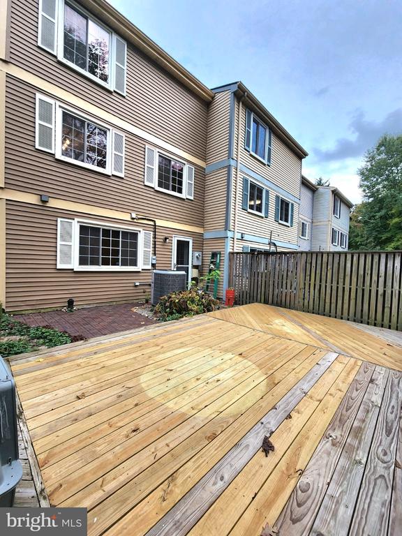 1610 BARNSTEAD DRIVE