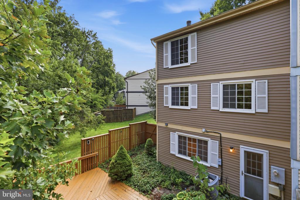 1610 BARNSTEAD DRIVE