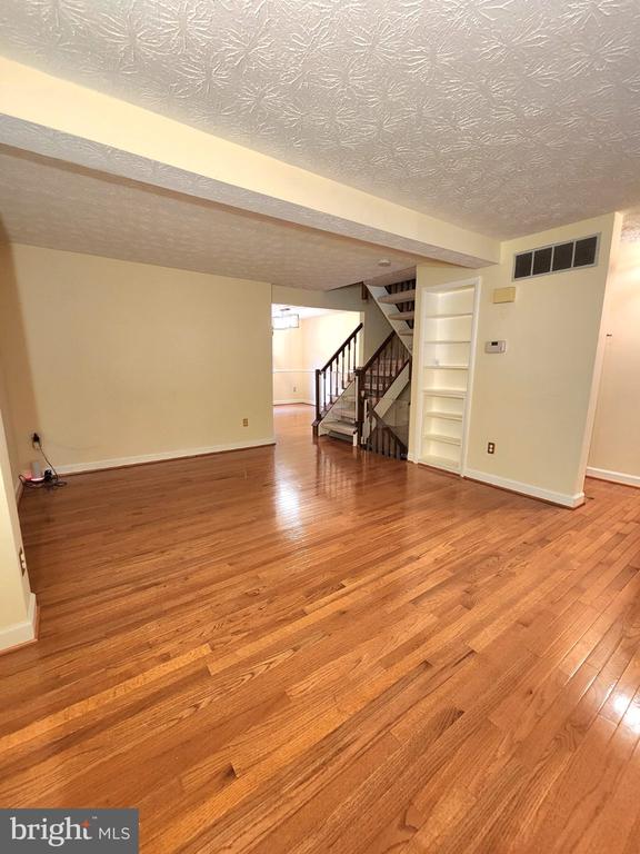 1610 BARNSTEAD DRIVE