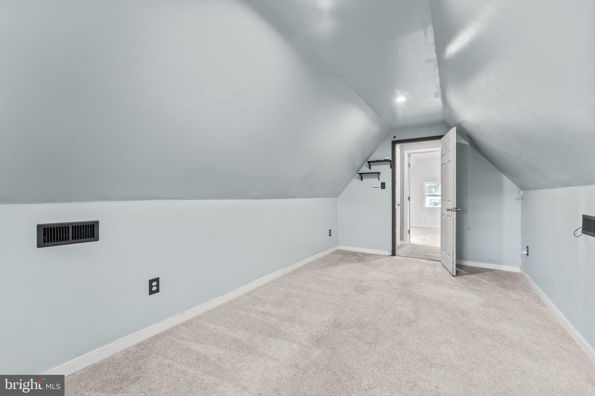 1908 WINDINGRIDGE DRIVE