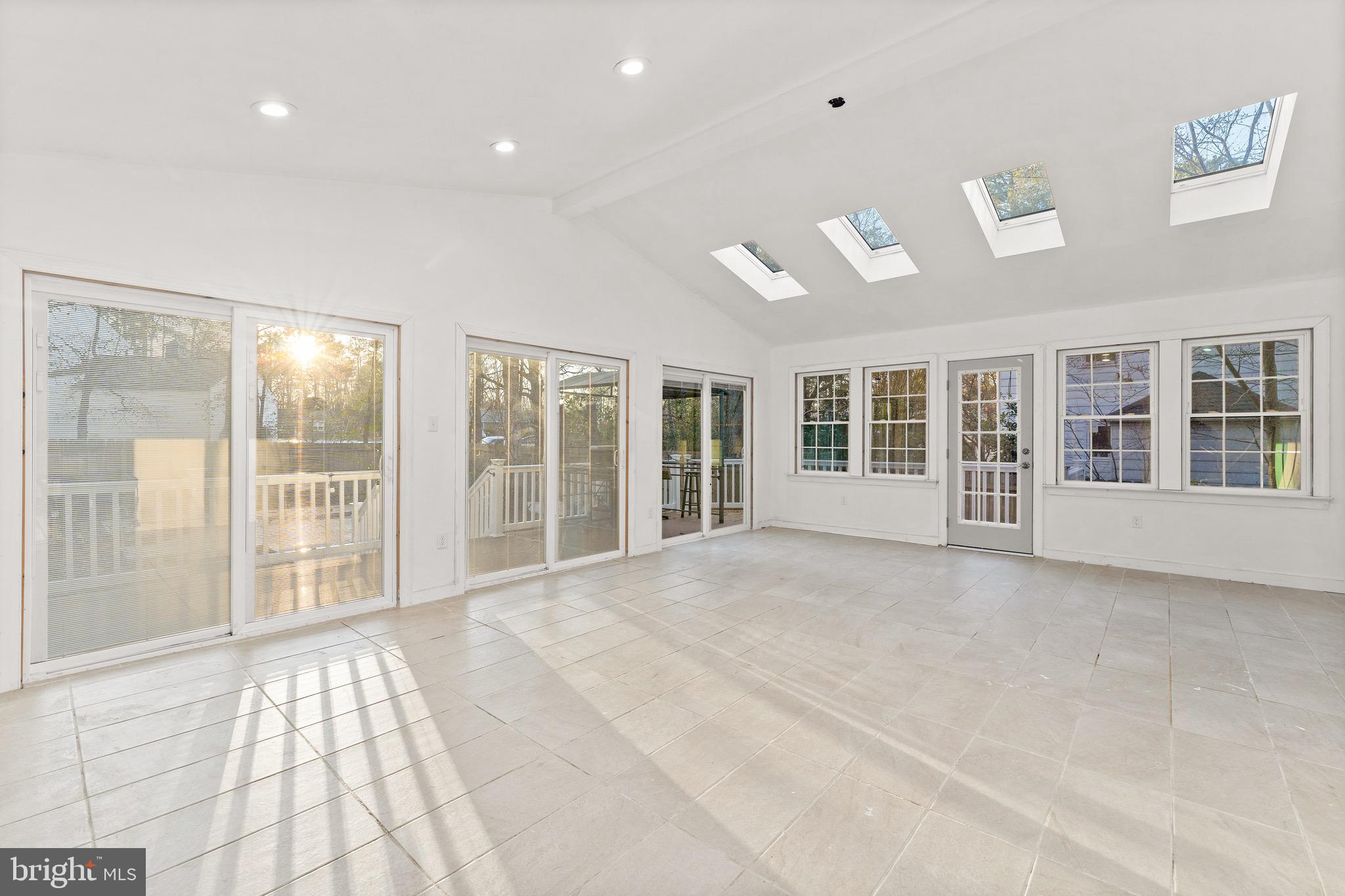1908 WINDINGRIDGE DRIVE