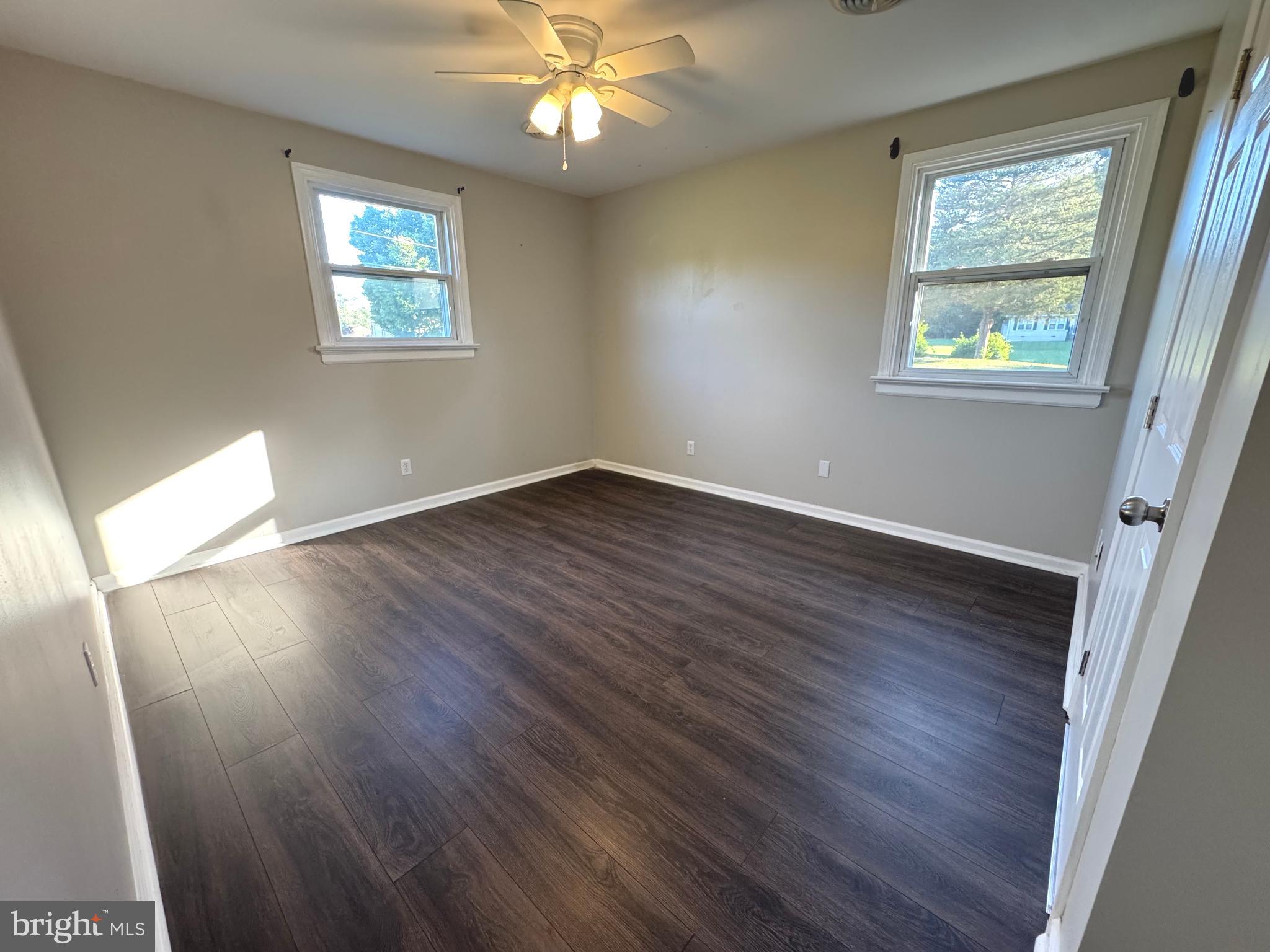 3925 SENIOR LANE