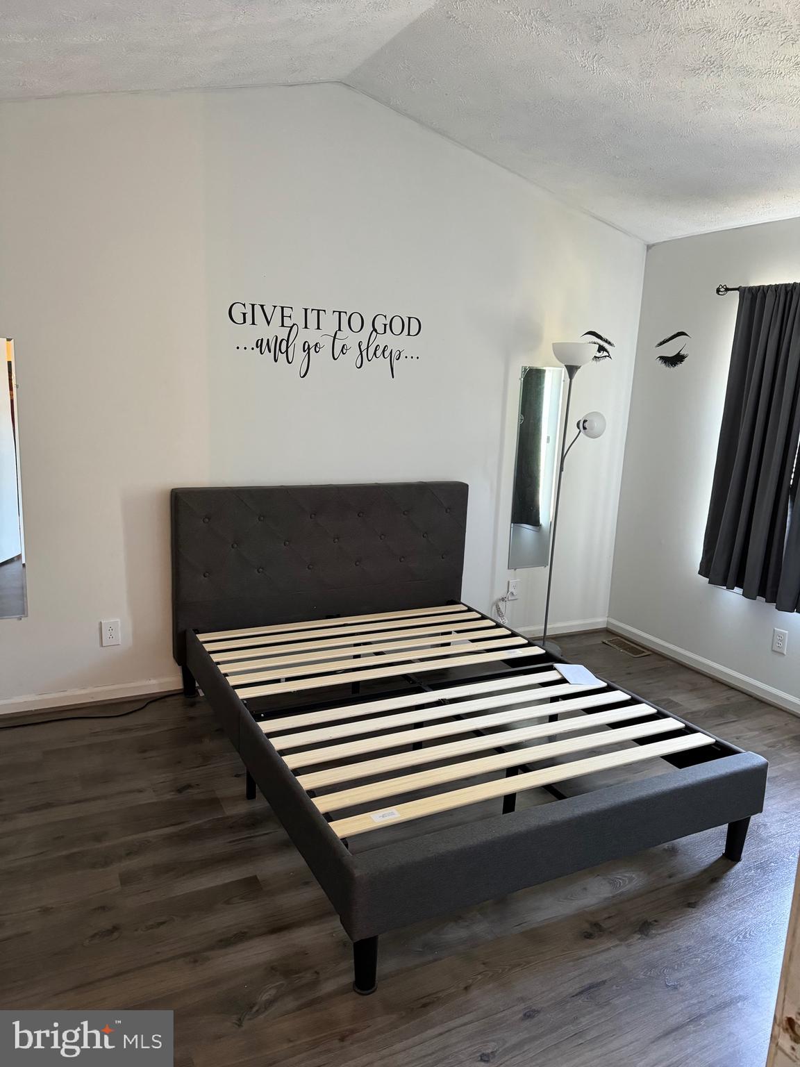 5099 MALLARDS LANDING DRIVE