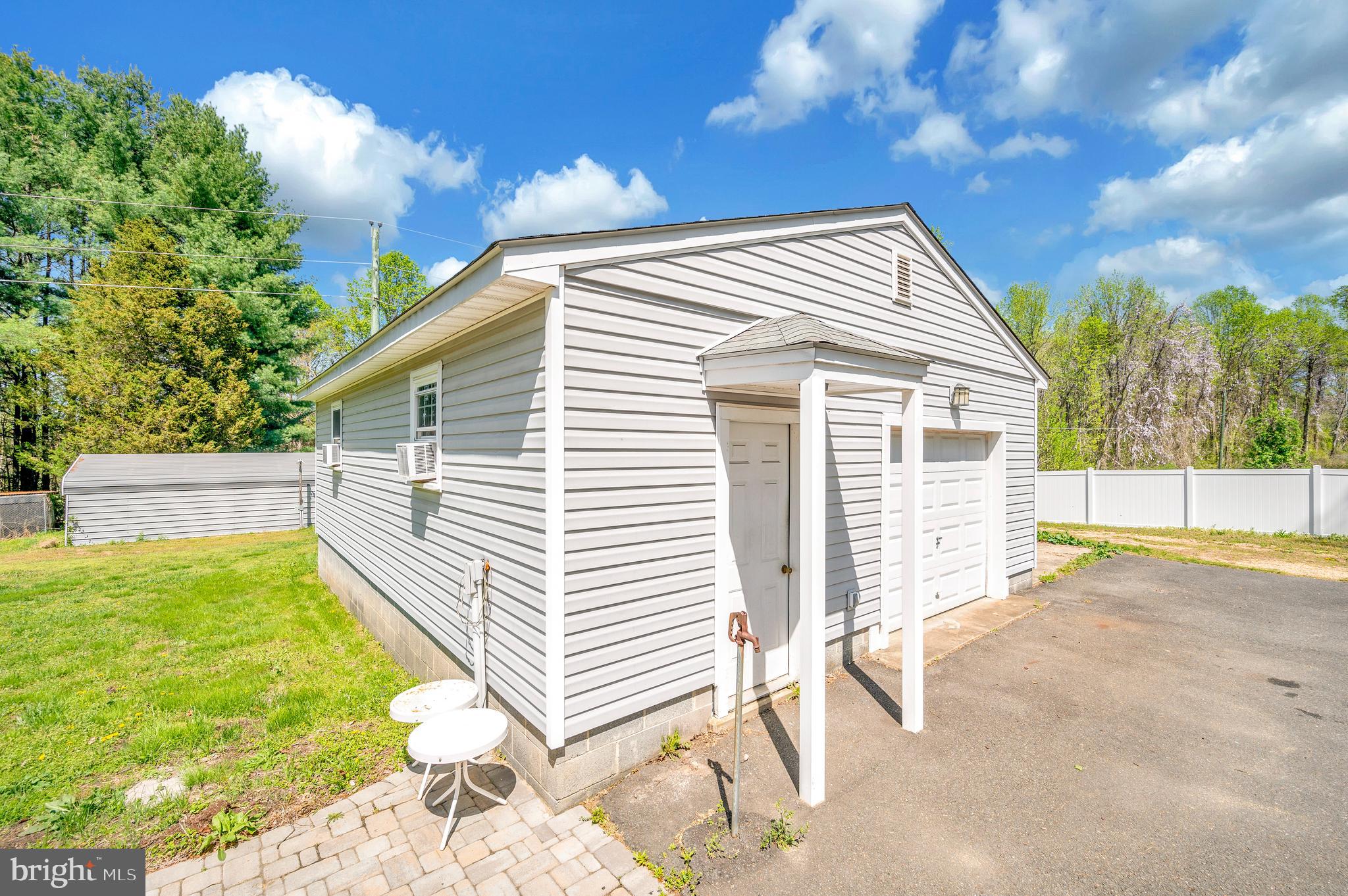 1379 WILLIAMS FARM ROAD