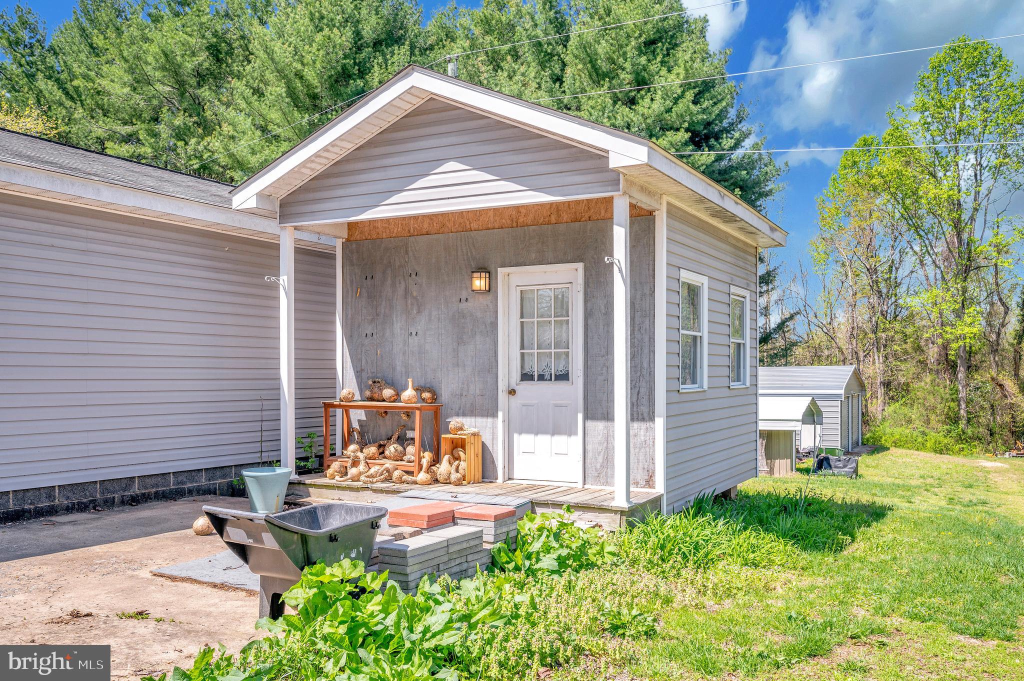 1379 WILLIAMS FARM ROAD