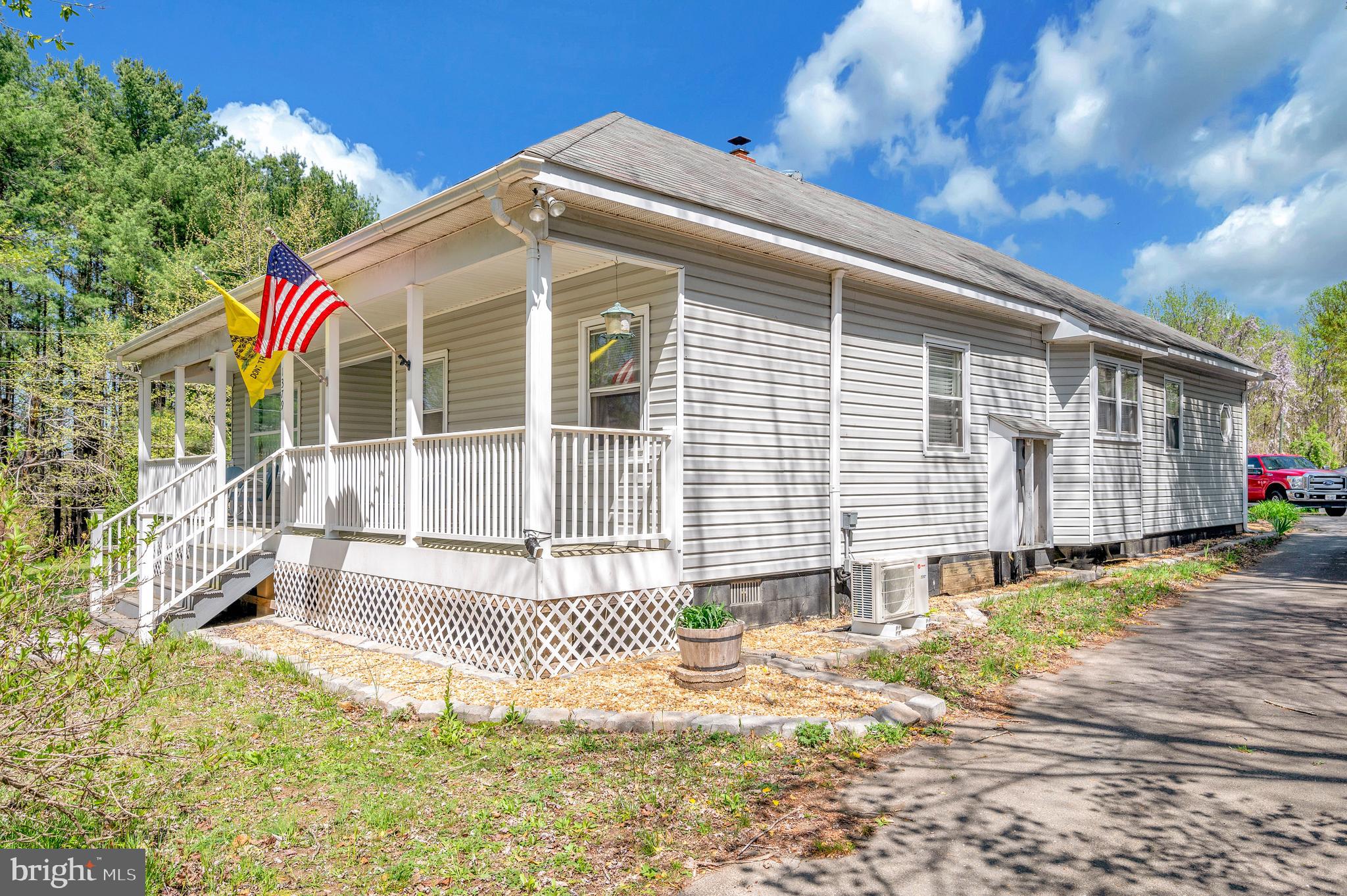 1379 WILLIAMS FARM ROAD