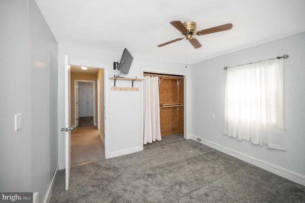 1379 WILLIAMS FARM ROAD