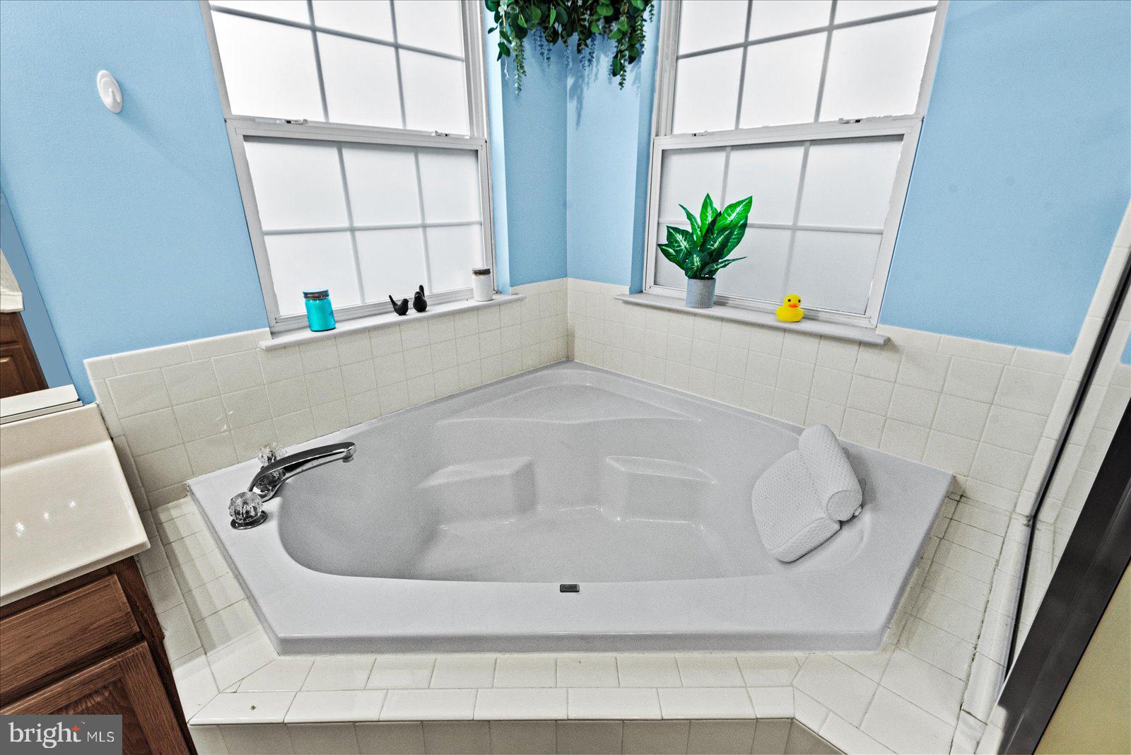 6142 SCHOONER CIRCLE