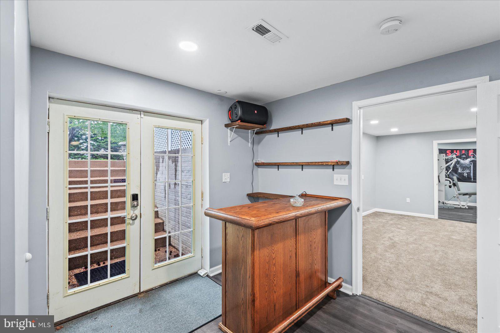 6142 SCHOONER CIRCLE