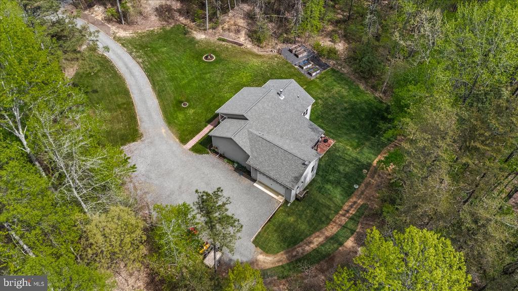 15570 DICKINSONS CORNER DRIVE