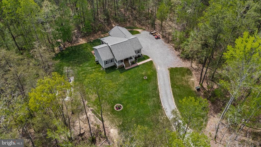 15570 DICKINSONS CORNER DRIVE