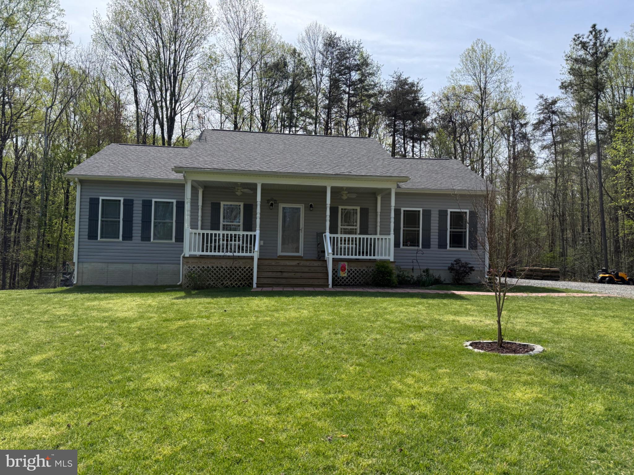 15570 DICKINSONS CORNER DRIVE