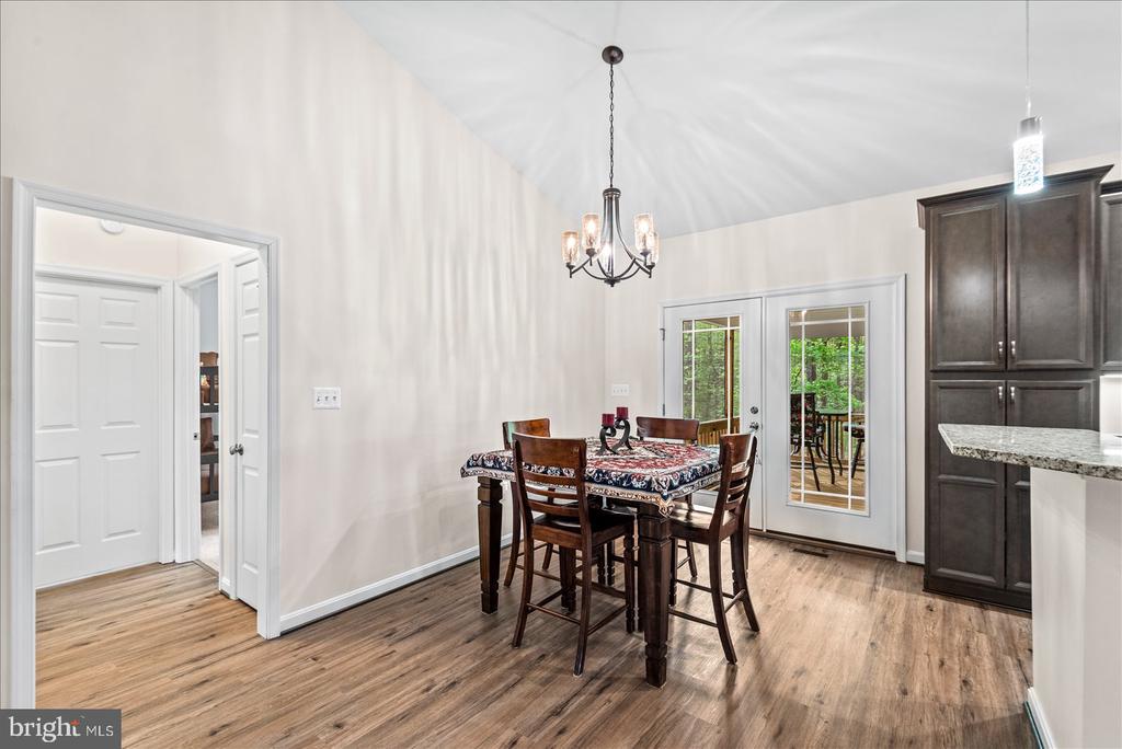 15570 DICKINSONS CORNER DRIVE