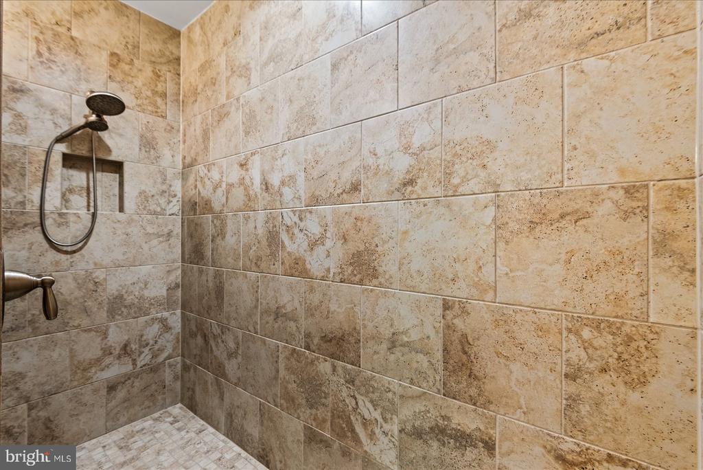 15570 DICKINSONS CORNER DRIVE