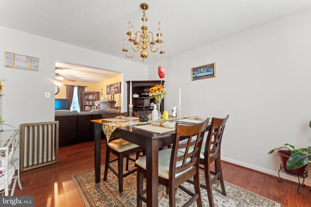 10975 COLBYS LANE