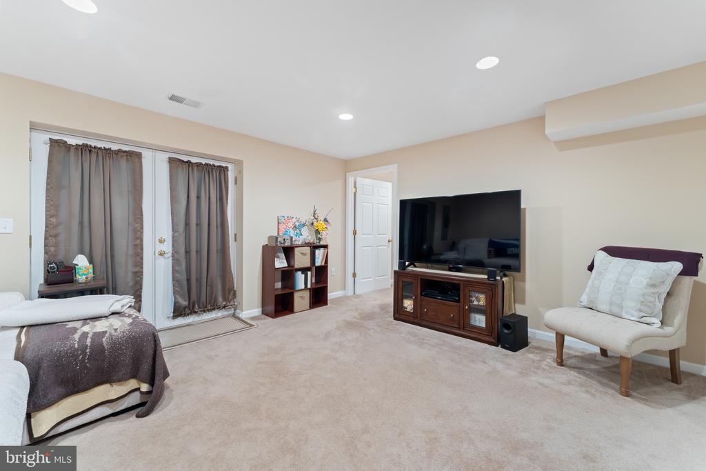 10975 COLBYS LANE
