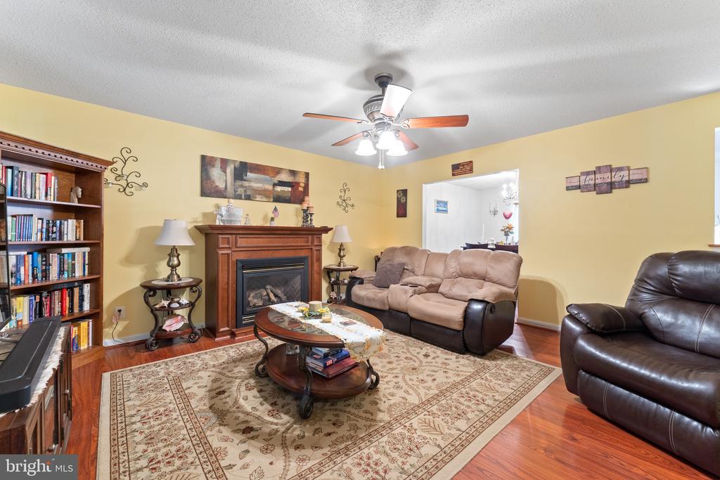 10975 COLBYS LANE
