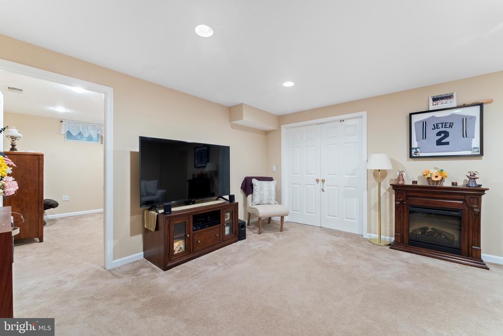 10975 COLBYS LANE