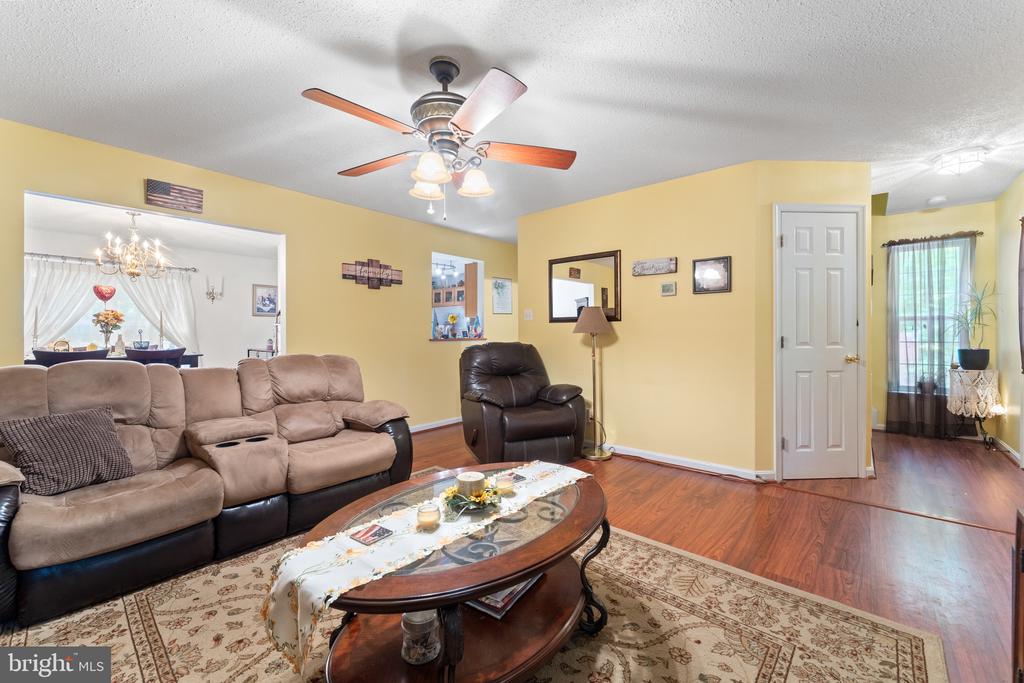 10975 COLBYS LANE