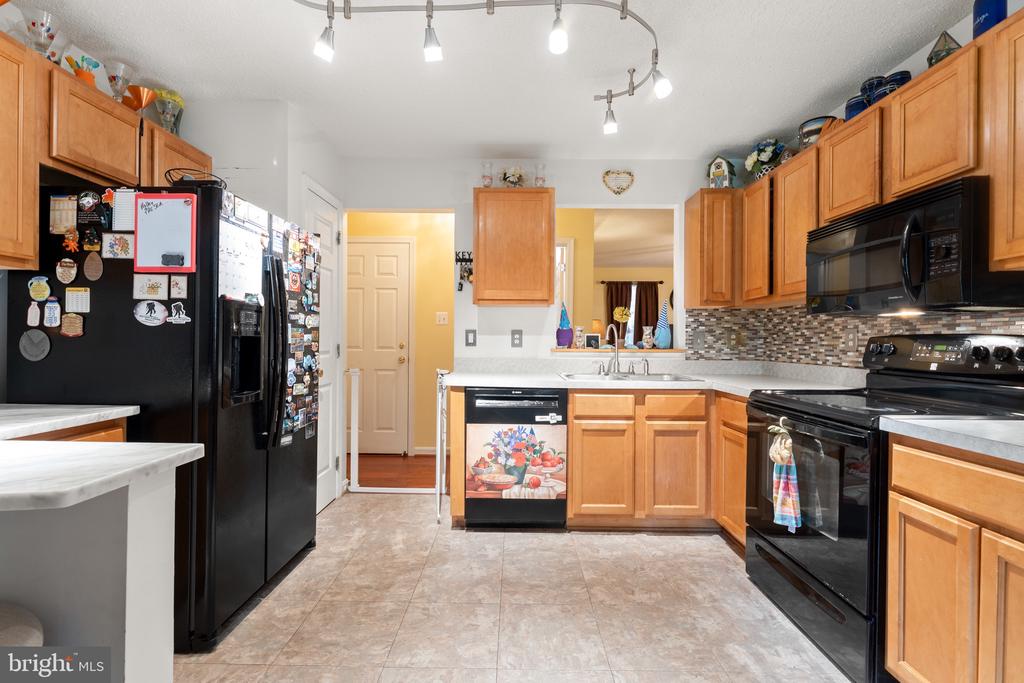 10975 COLBYS LANE