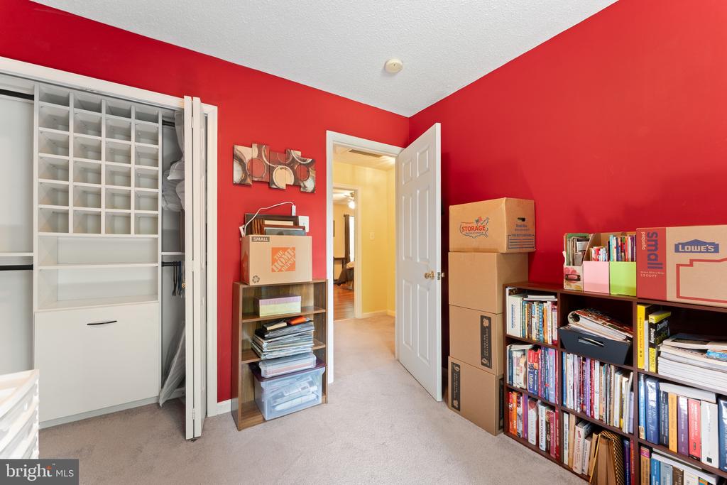 10975 COLBYS LANE