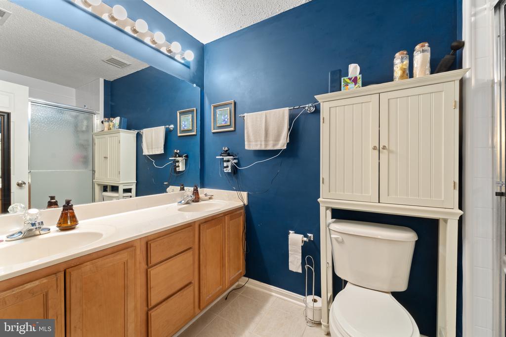 10975 COLBYS LANE