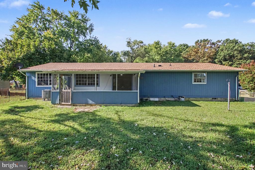 4435 WILLOW TREE LANE