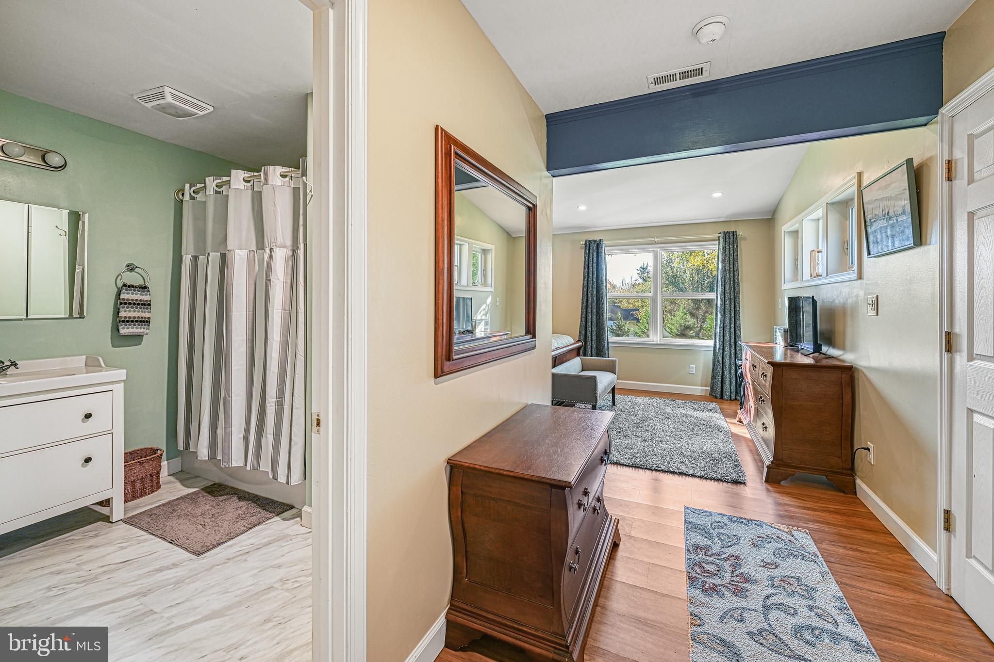 356 MOUNTAIN VIEW