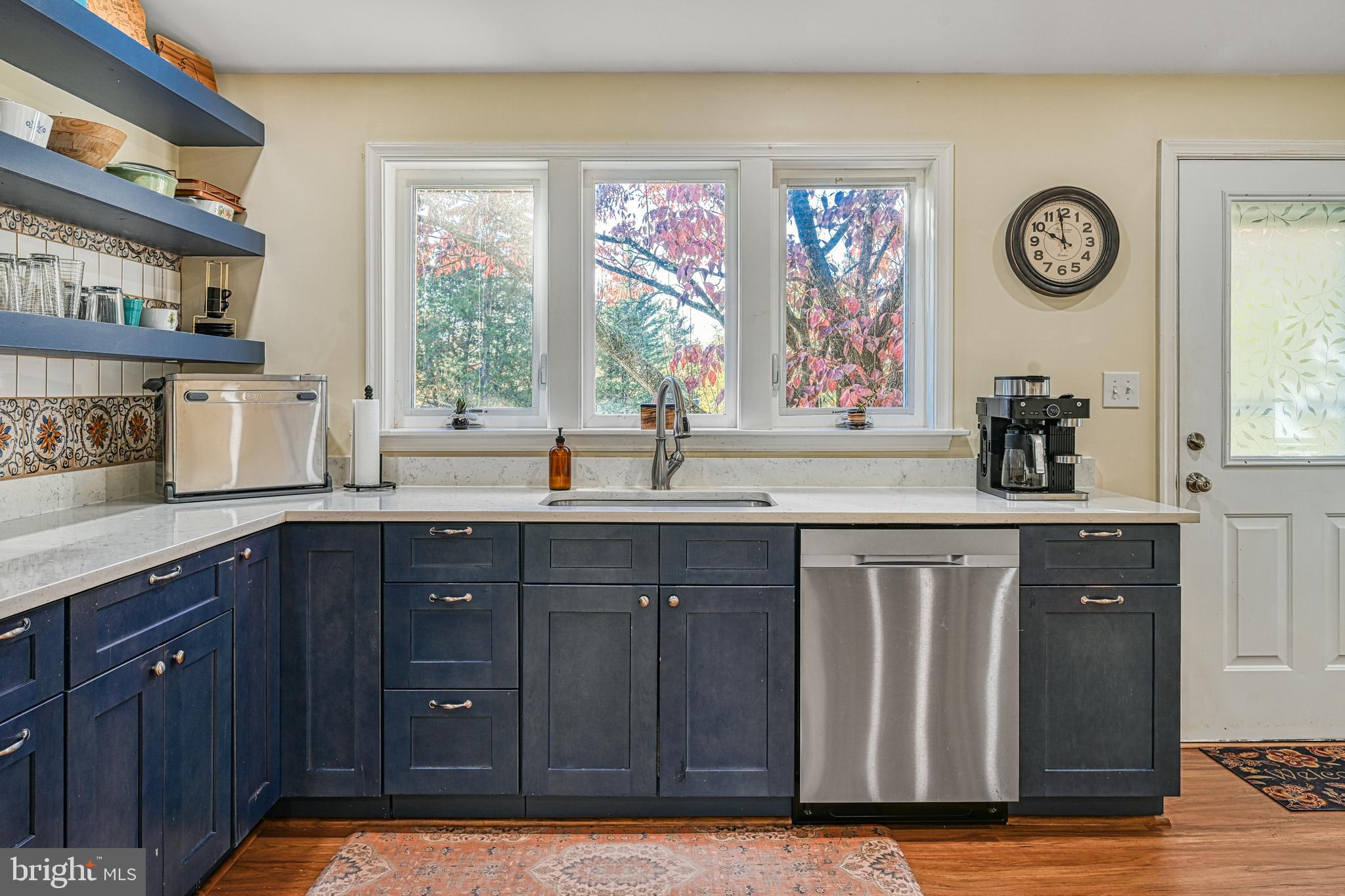 356 MOUNTAIN VIEW