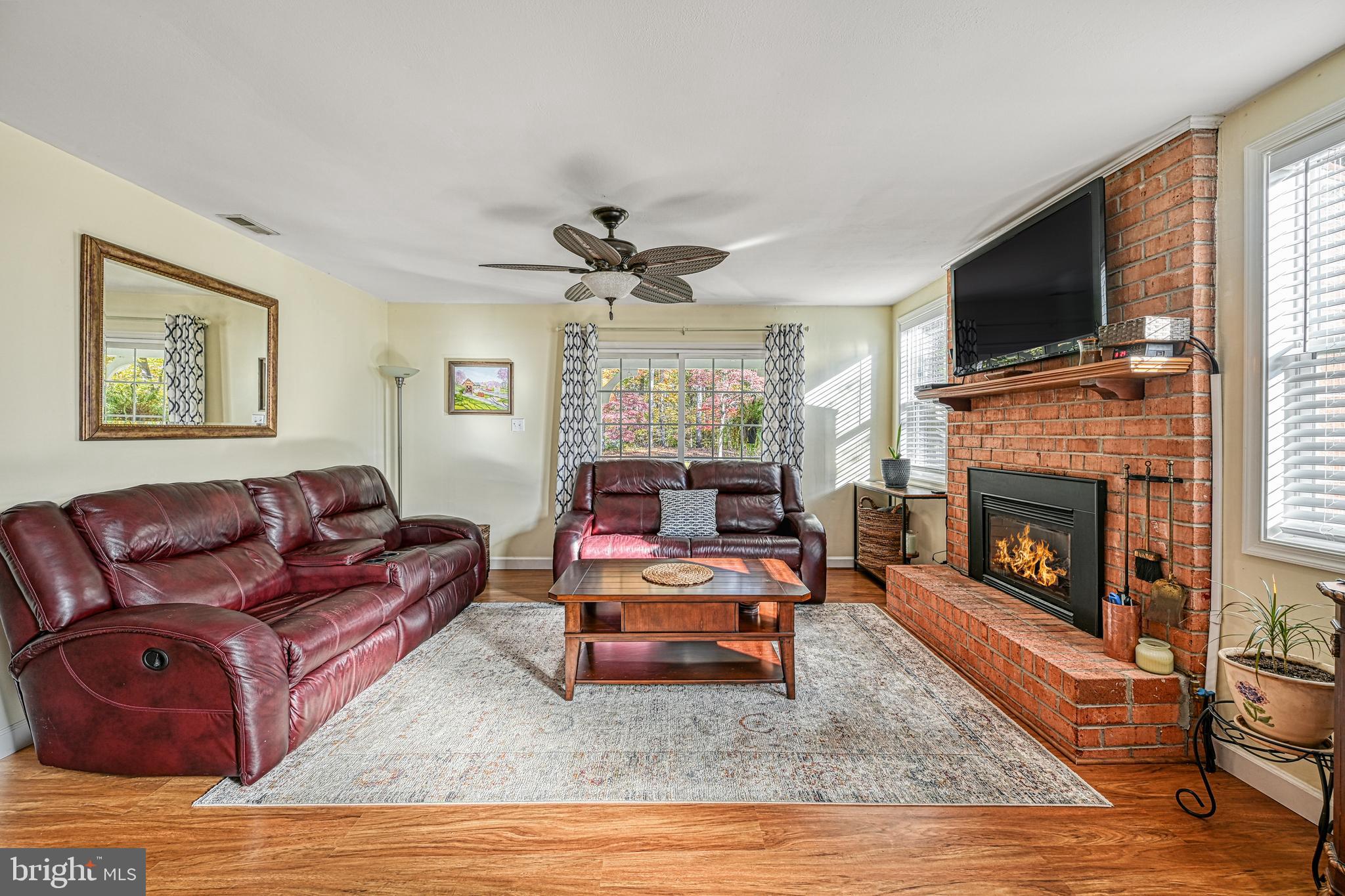 356 MOUNTAIN VIEW