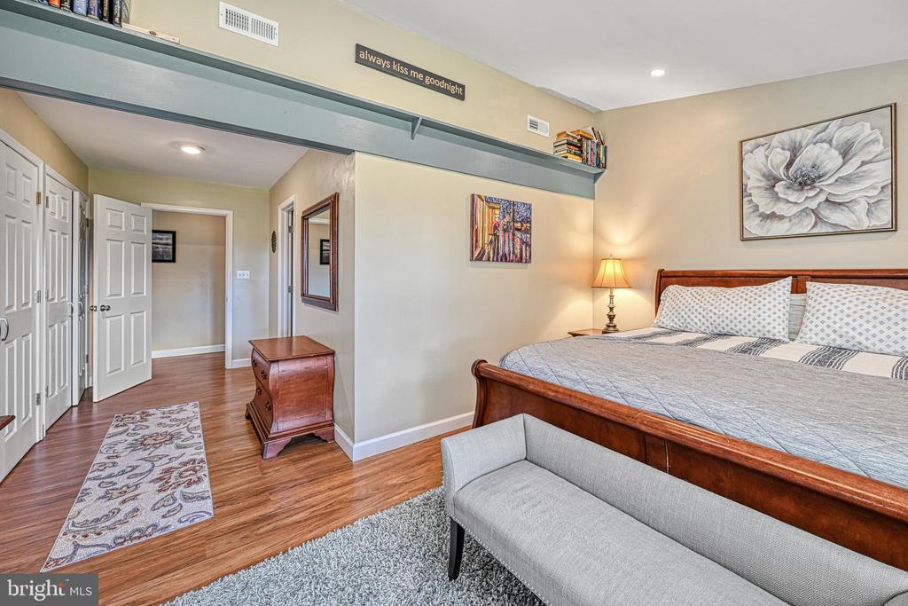 356 MOUNTAIN VIEW