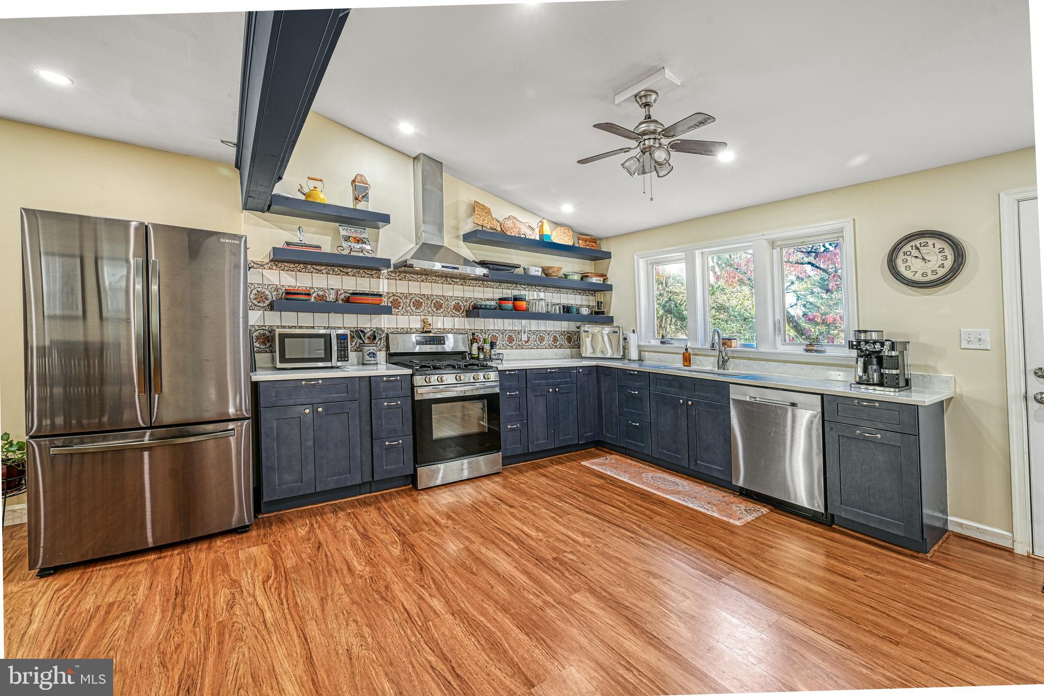 356 MOUNTAIN VIEW