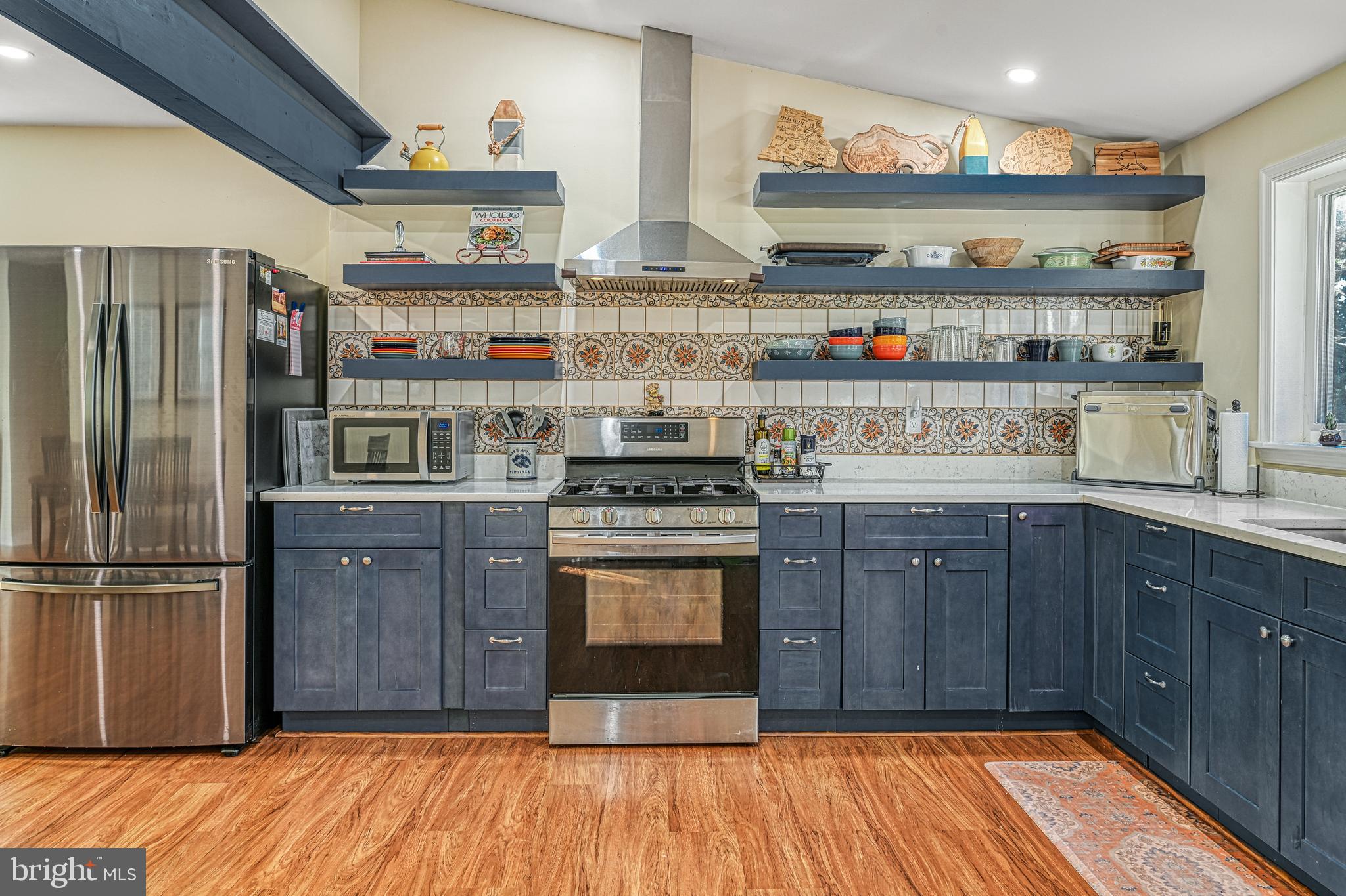 356 MOUNTAIN VIEW