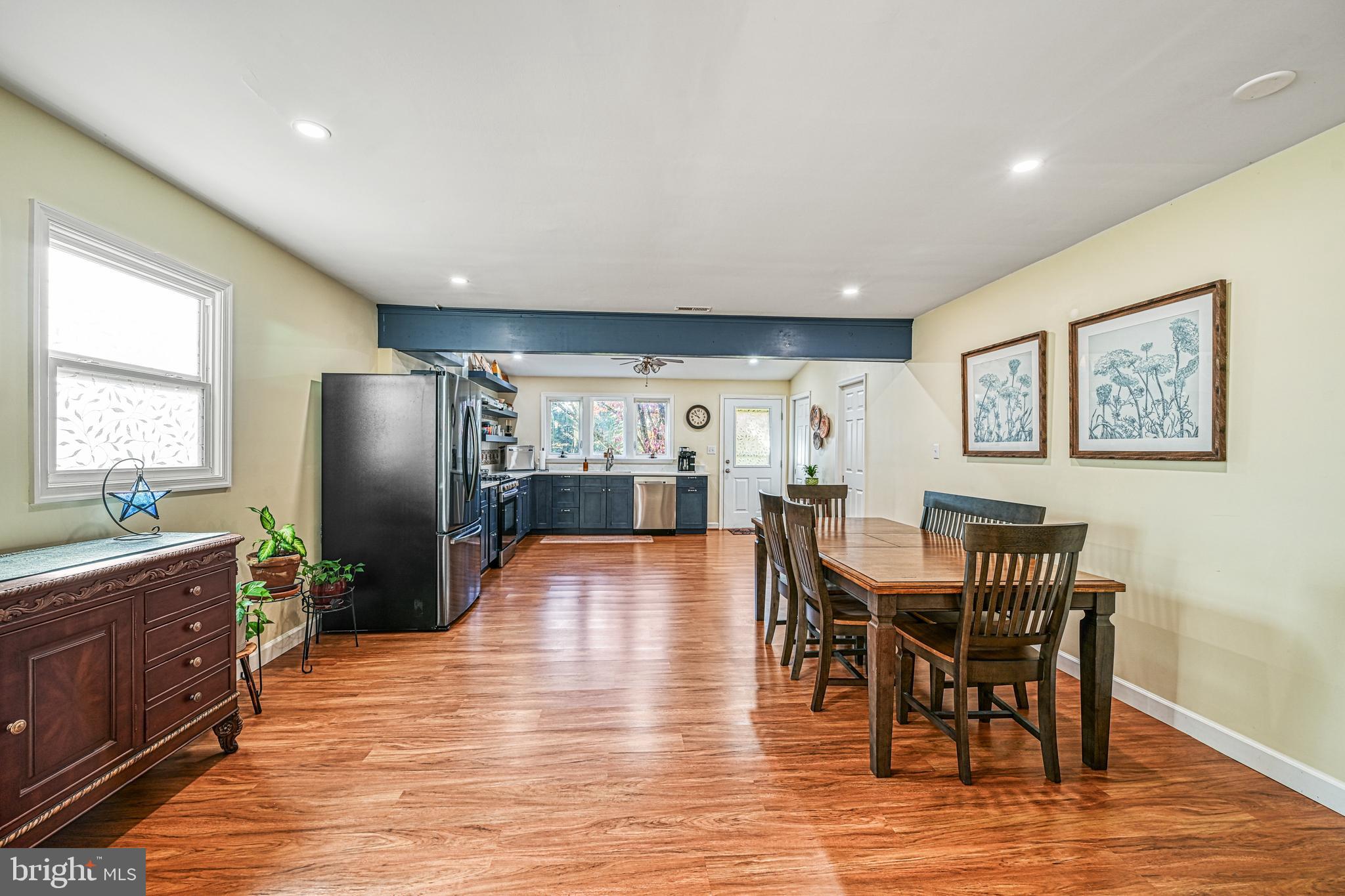 356 MOUNTAIN VIEW