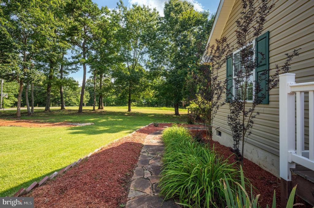 108 SHANNON GLEN COURT