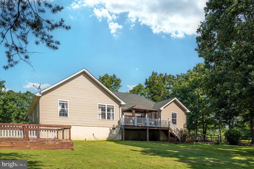 108 SHANNON GLEN COURT