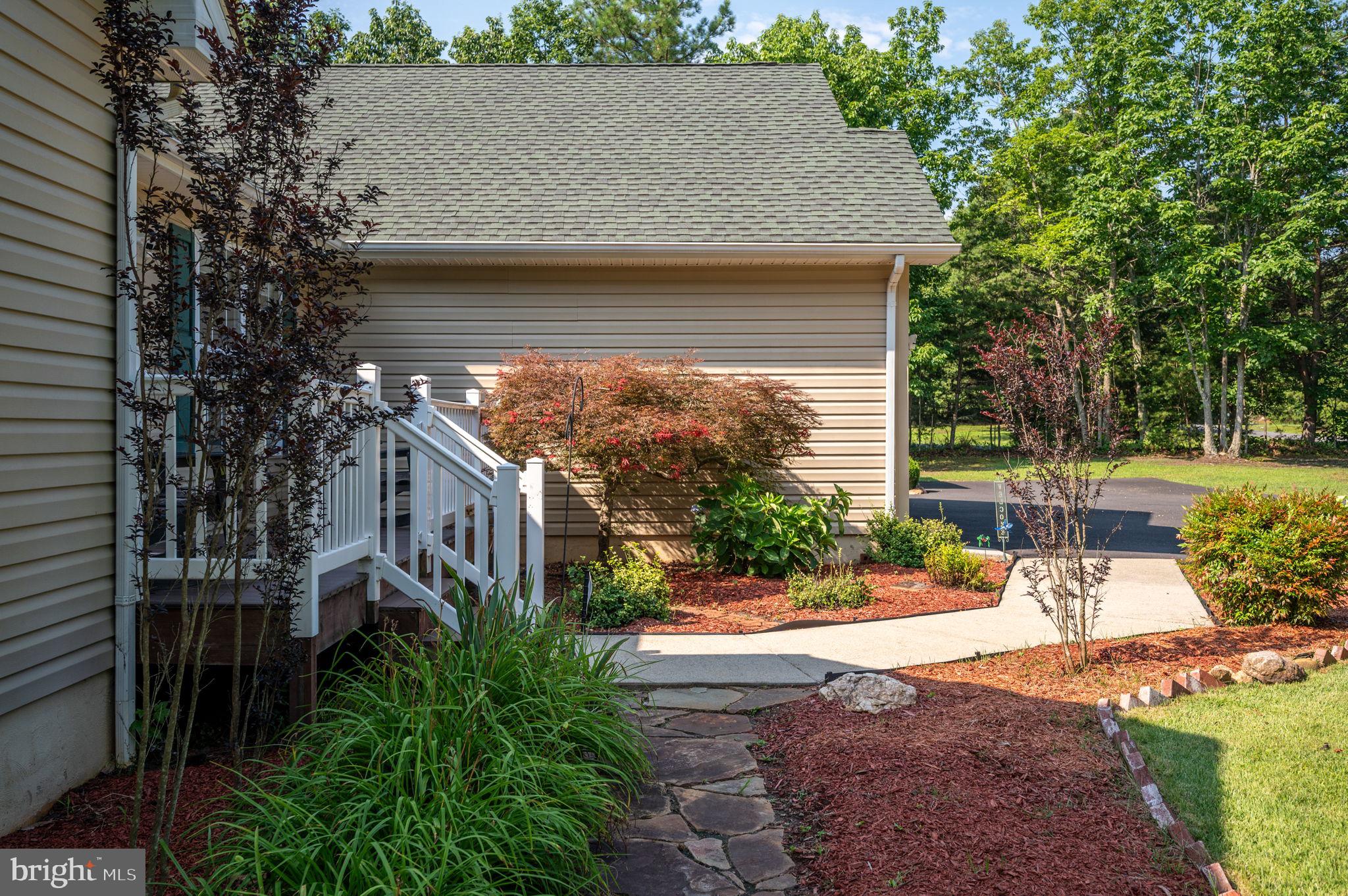 108 SHANNON GLEN COURT