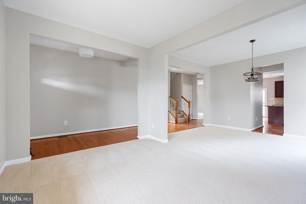 91 APPALACHIAN LANE