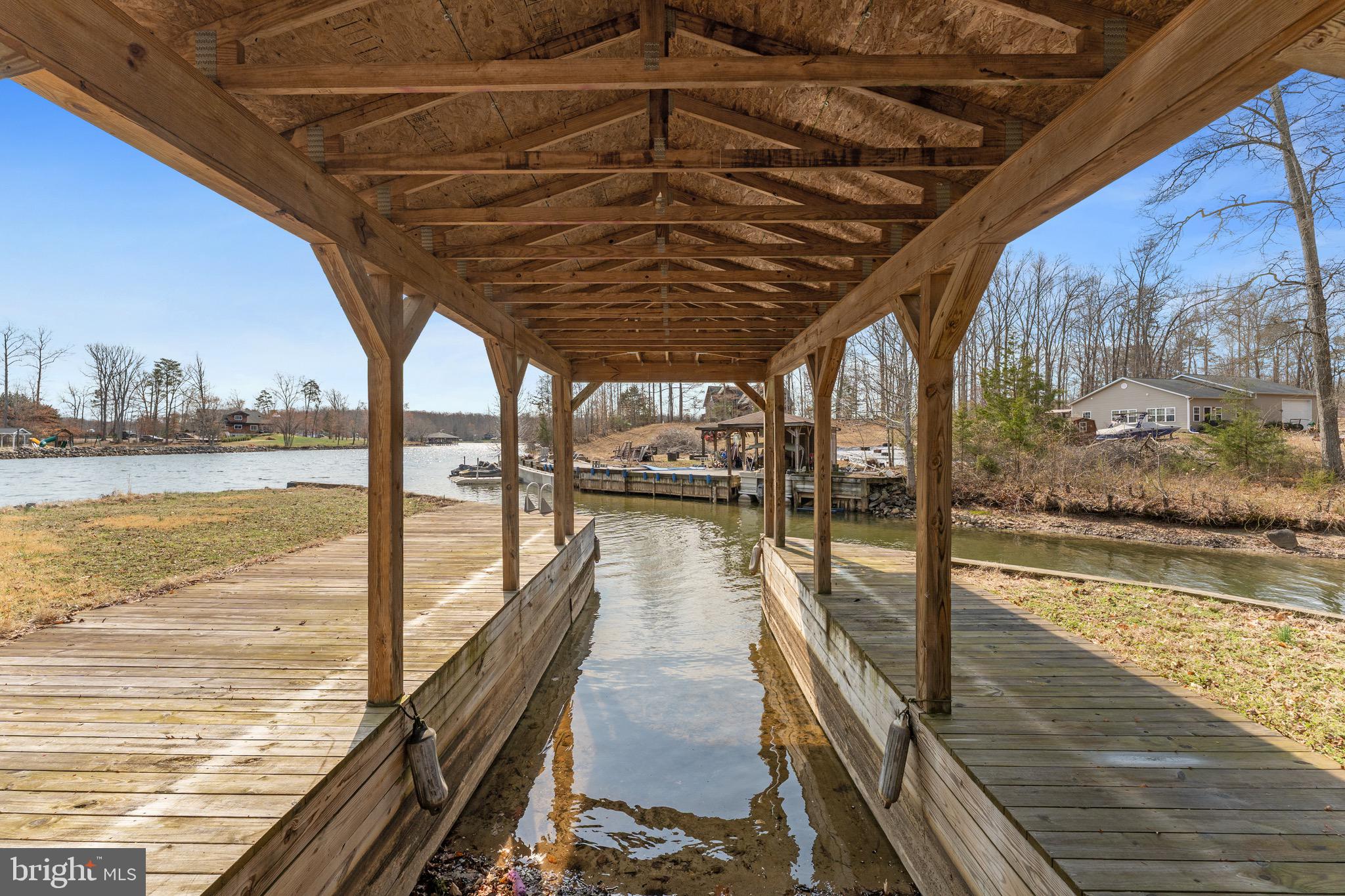 215 LAKEWOOD LANDING DRIVE