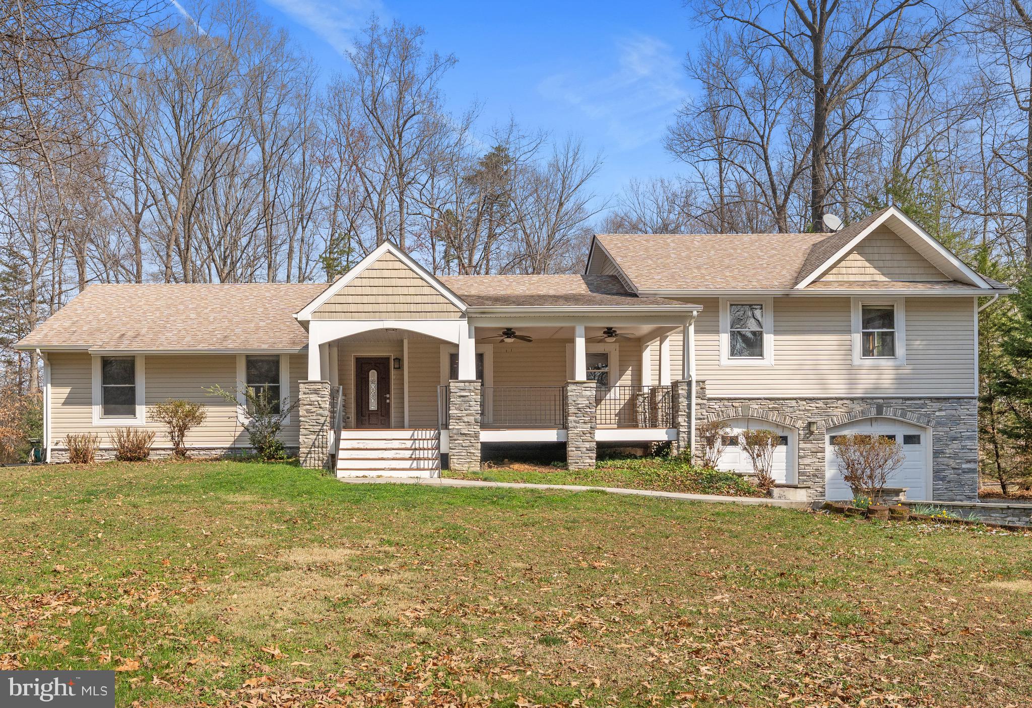 215 LAKEWOOD LANDING DRIVE