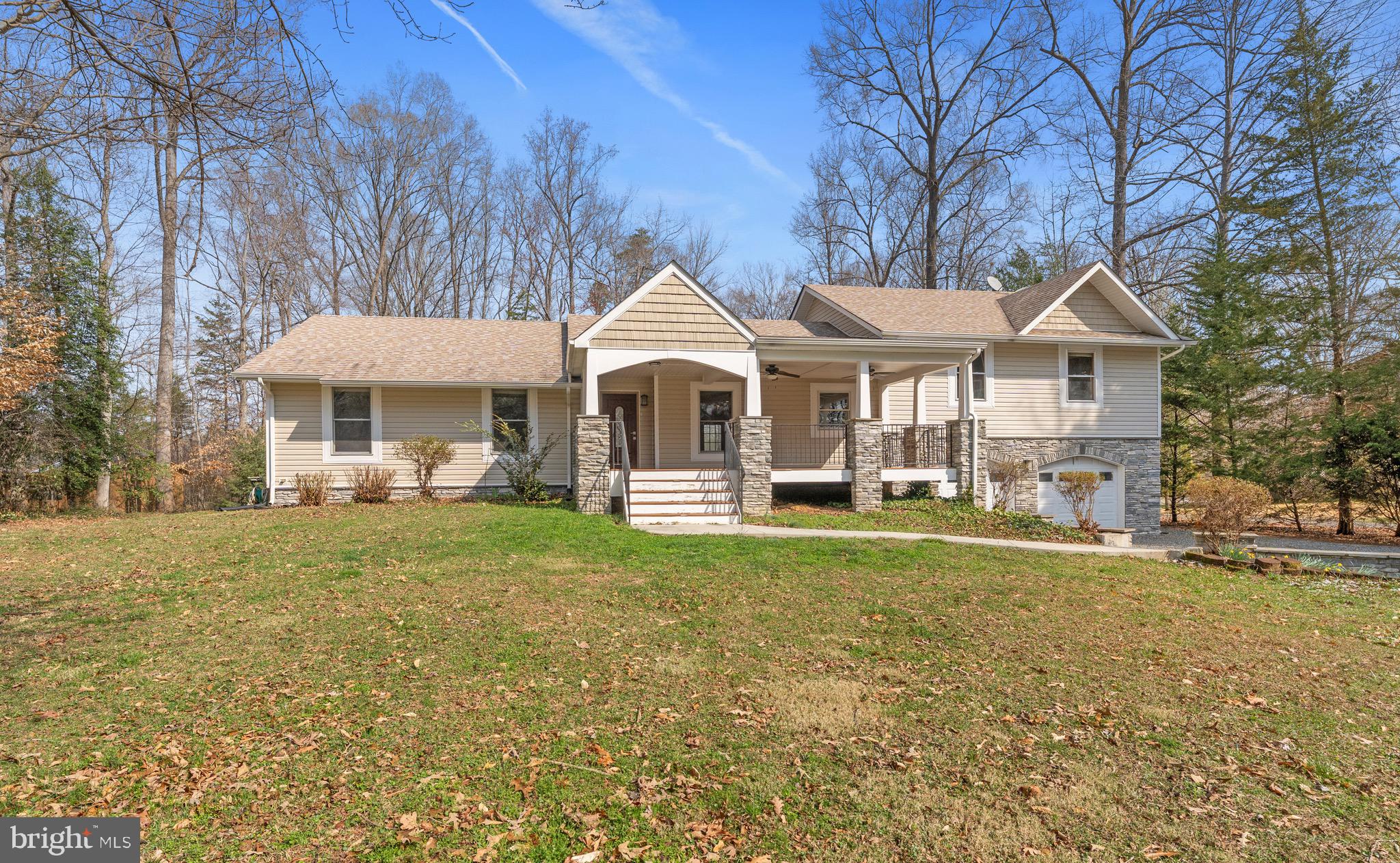 215 LAKEWOOD LANDING DRIVE