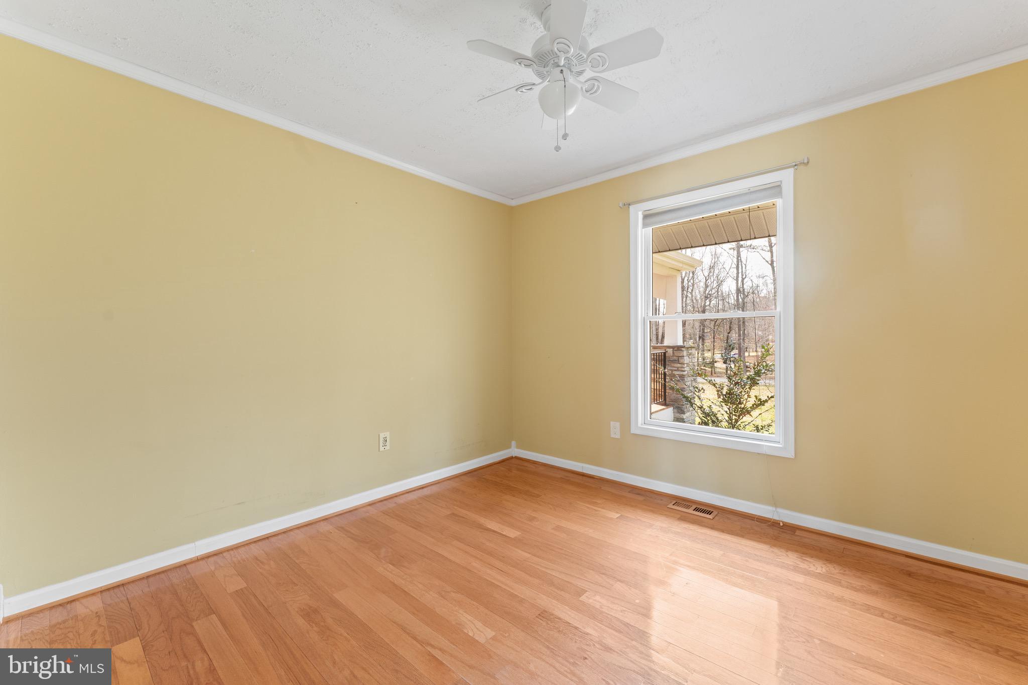 215 LAKEWOOD LANDING DRIVE