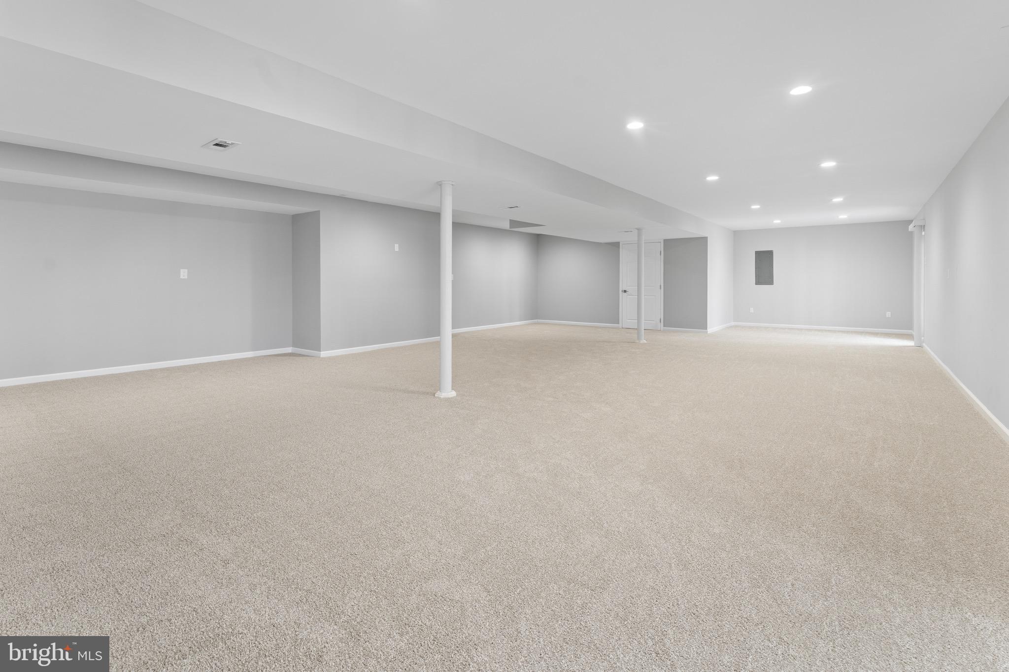 215 LAKEWOOD LANDING DRIVE