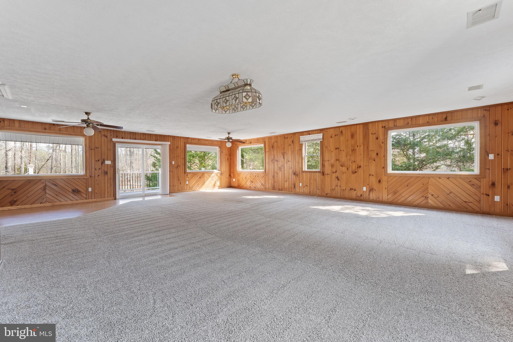 215 LAKEWOOD LANDING DRIVE