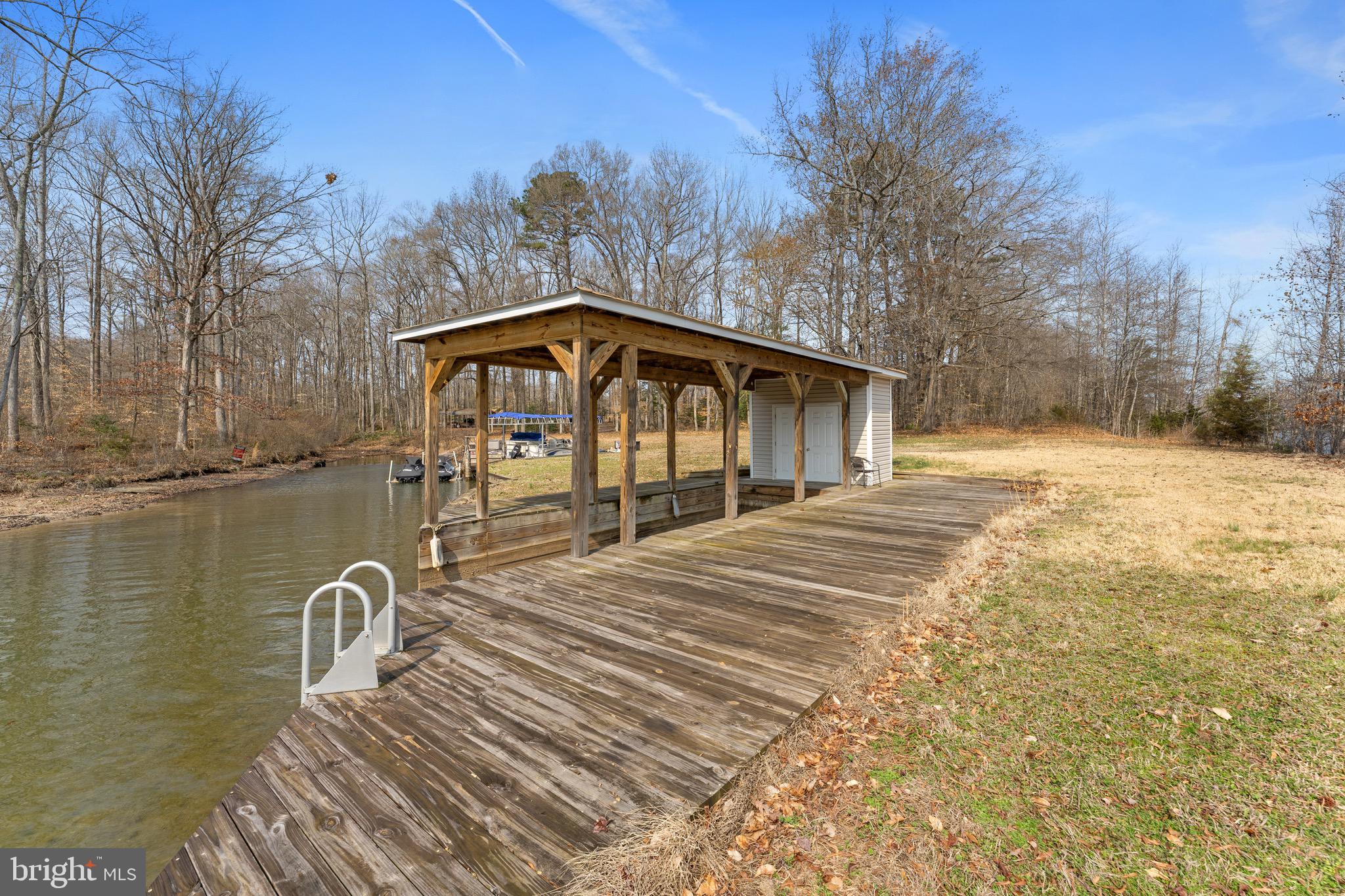 215 LAKEWOOD LANDING DRIVE