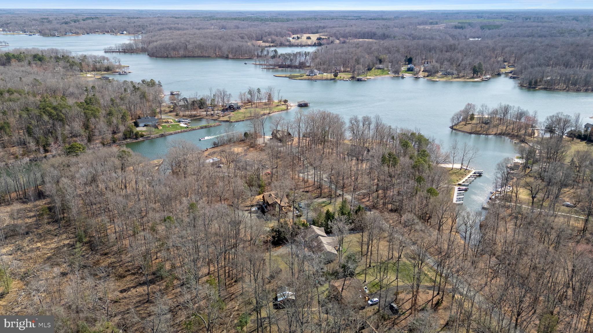 215 LAKEWOOD LANDING DRIVE