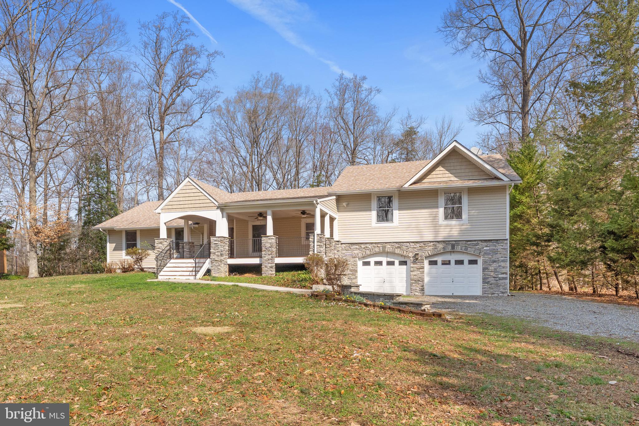 215 LAKEWOOD LANDING DRIVE