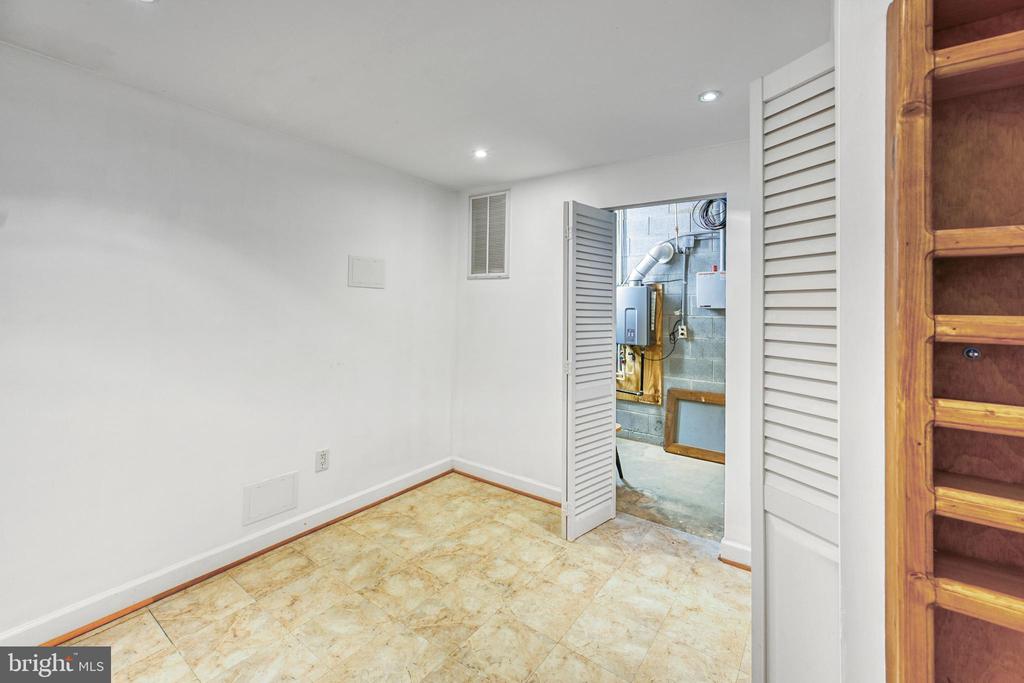 47 ELNOR ROAD